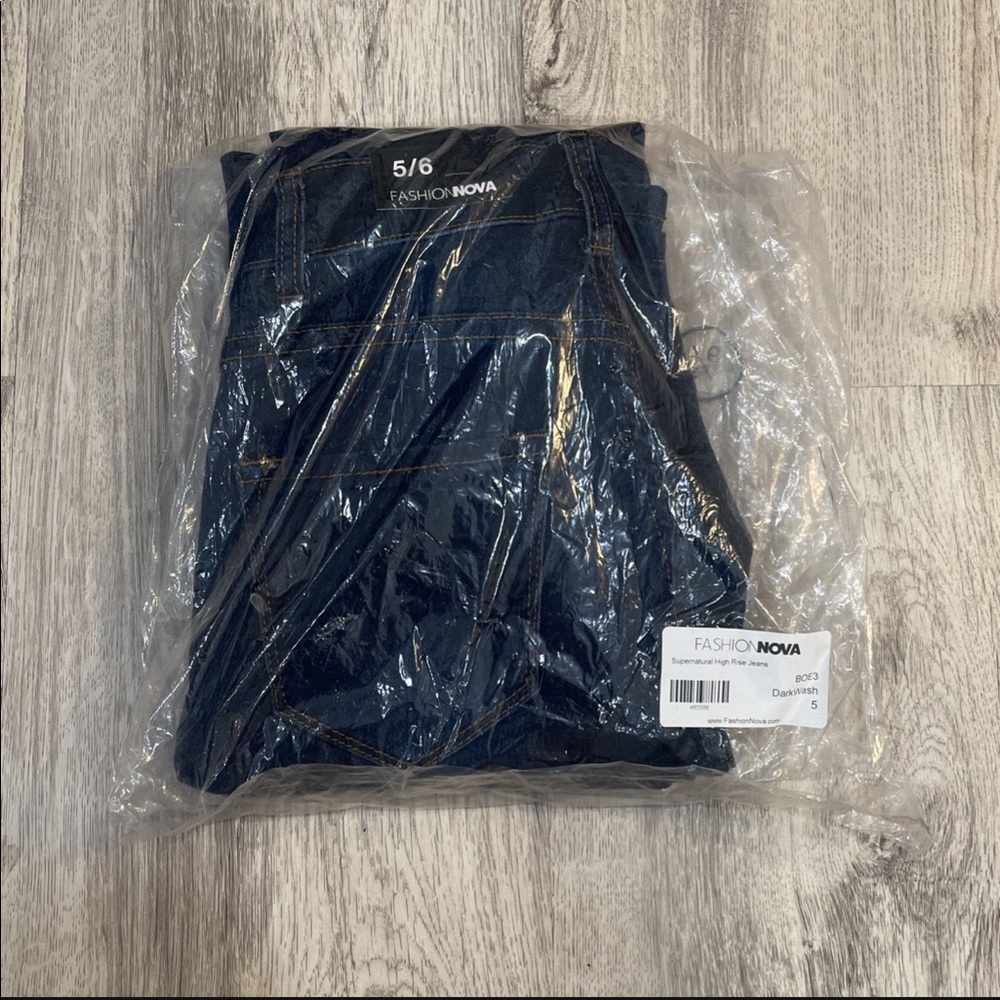 Fashion nova jeans - supernatural high rise
